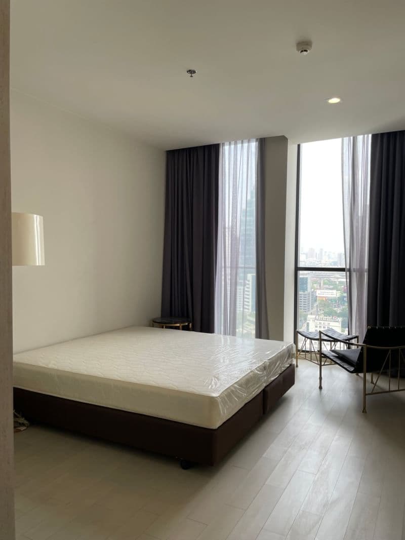 5137 – 201_bedroom.jpg