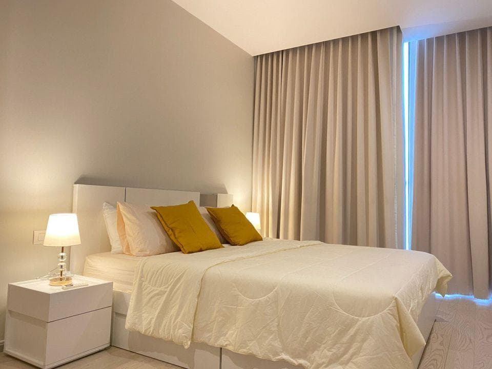 5142 – 201_bedroom.jpg