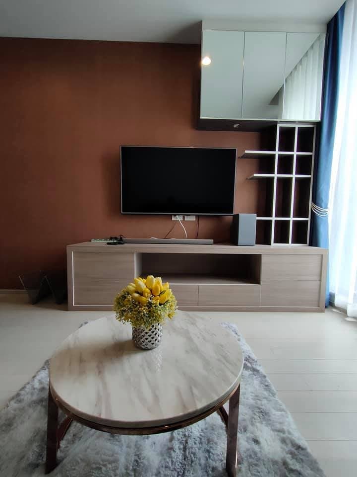 5143 – 101_living_room.jpg