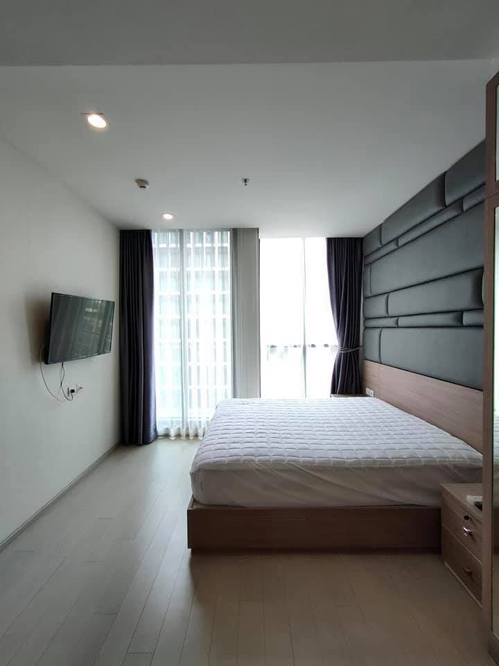 5143 – 202_bedroom.jpg