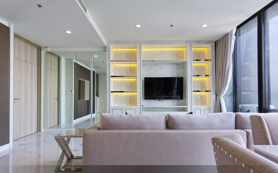 5145 – 102_living_room.jpg