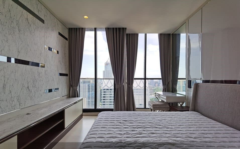 5145 – 202_bedroom.jpg