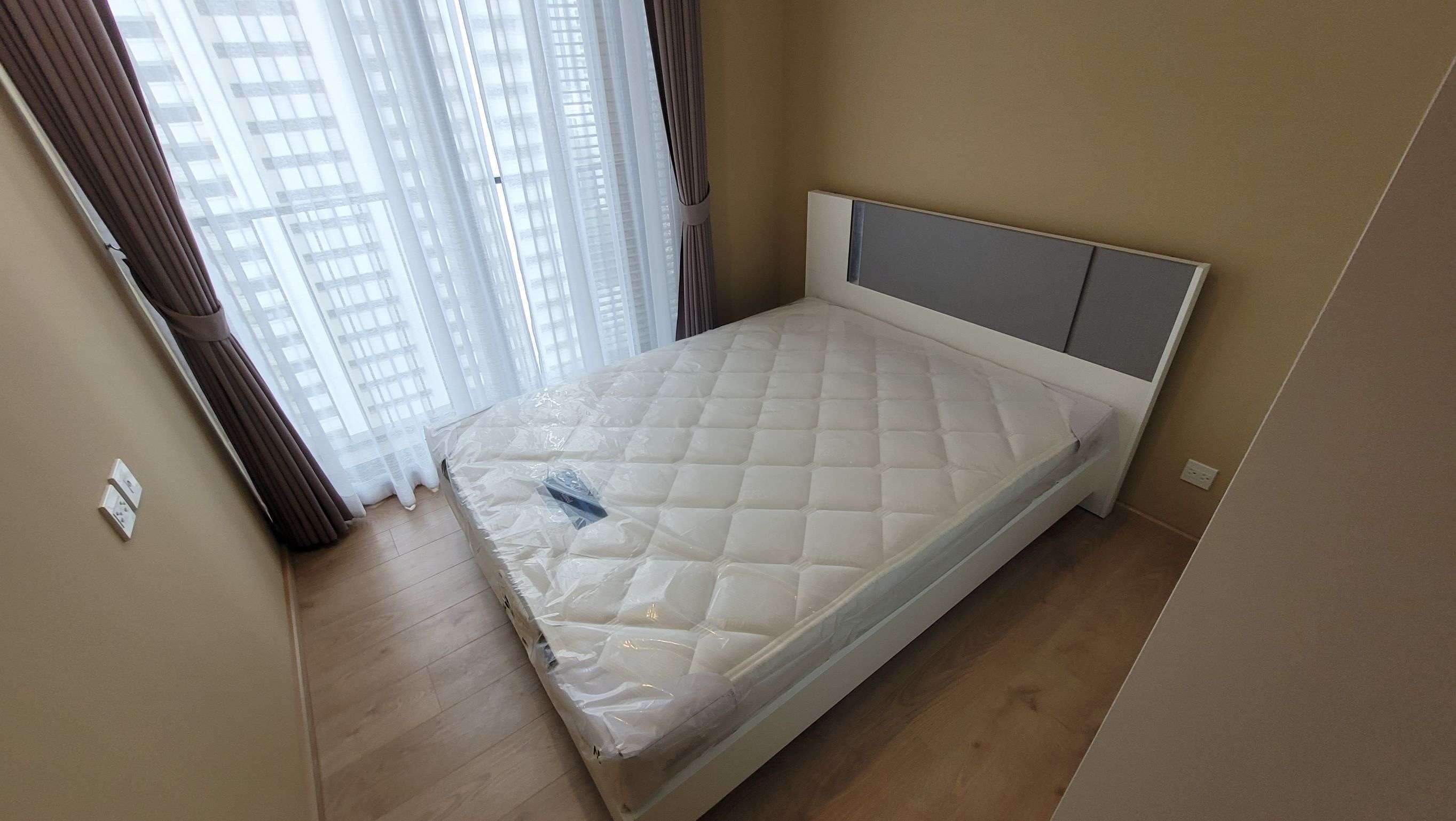 6464 – 203_bedroom.jpg