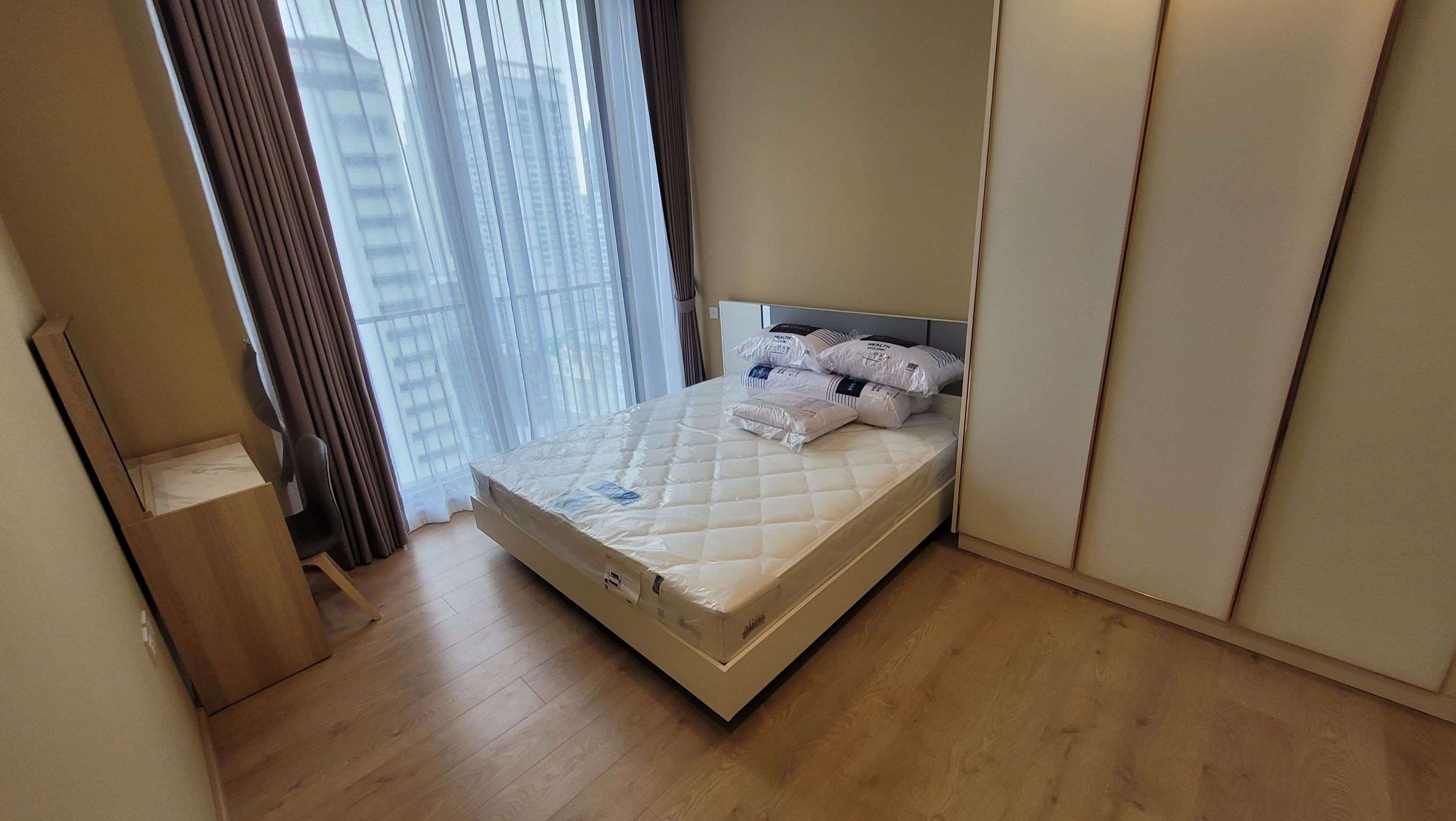 6464 – 252_bedroom.jpg