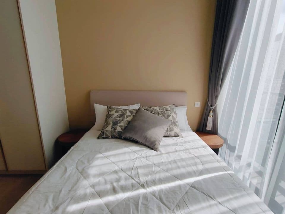 6466 – 237_bedroom.jpg
