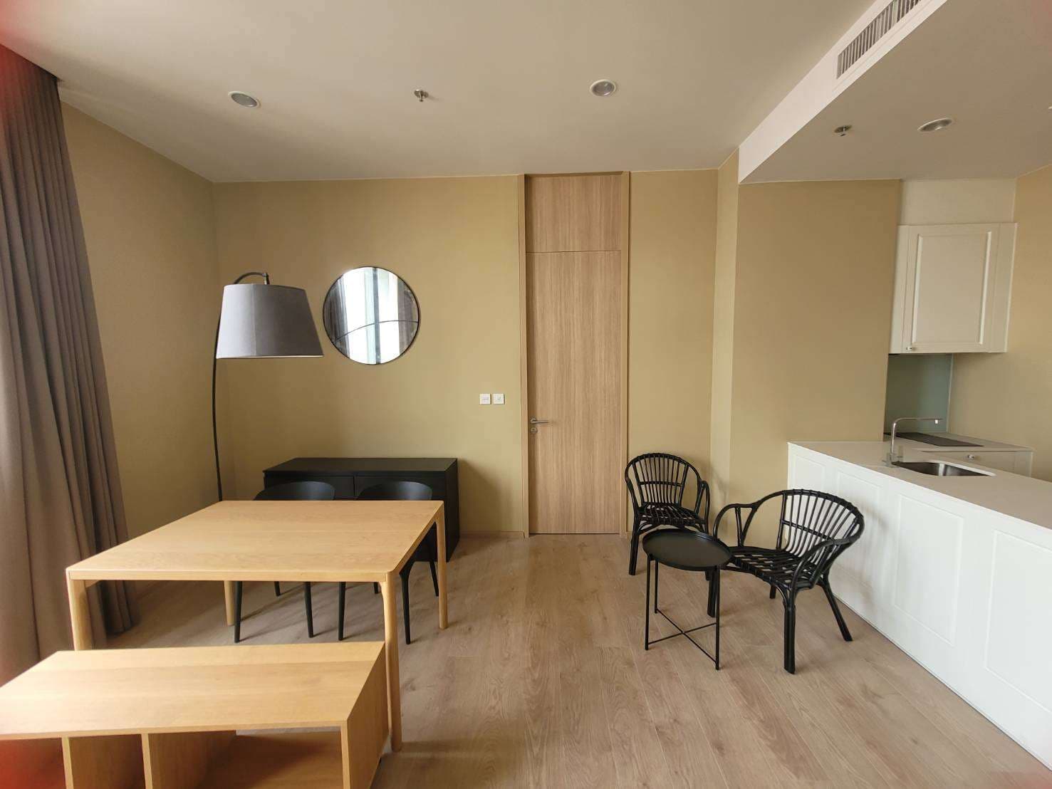 6469 – 128_living_room.jpg