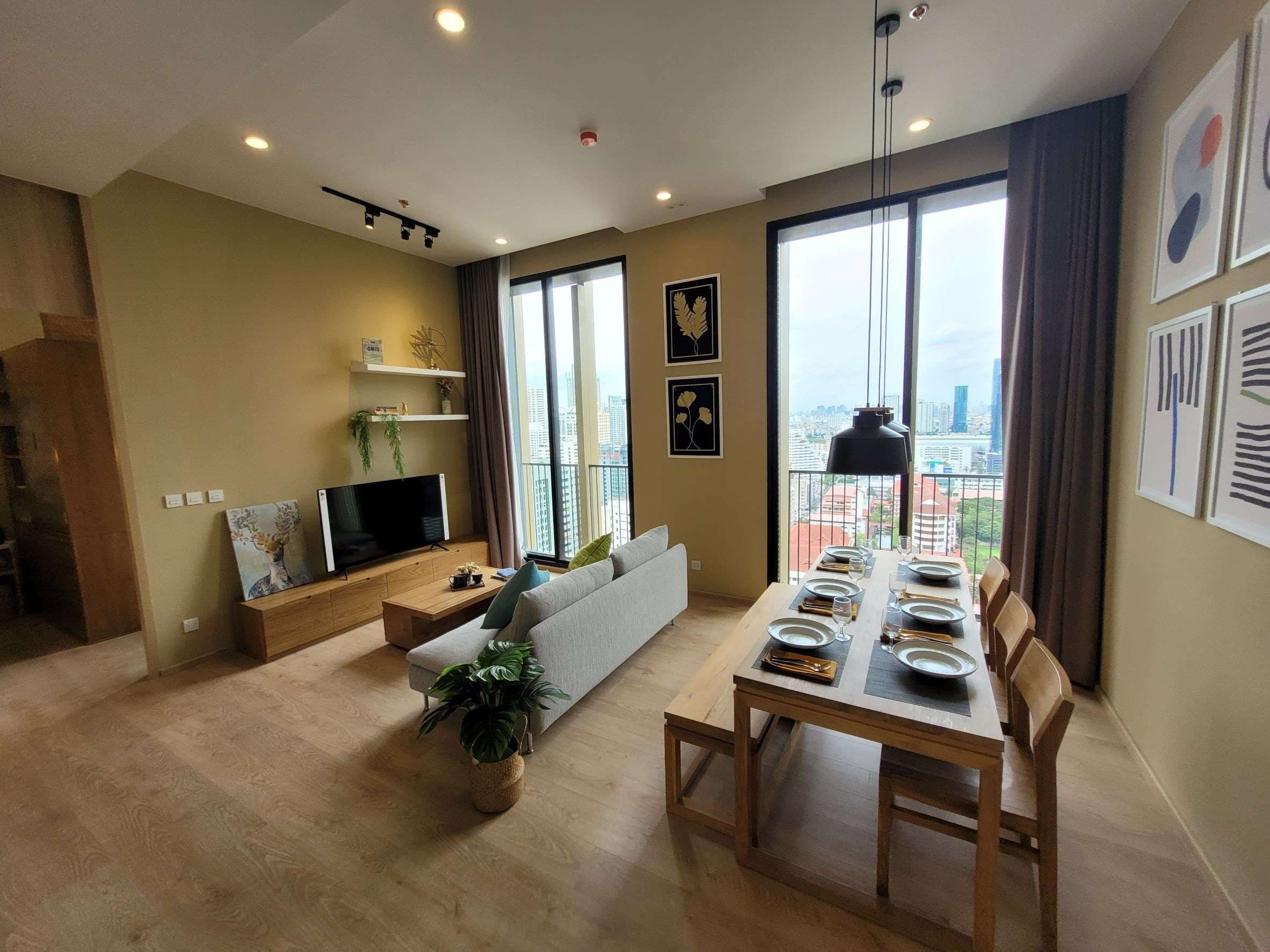 6474 – 104_living_room.jpg