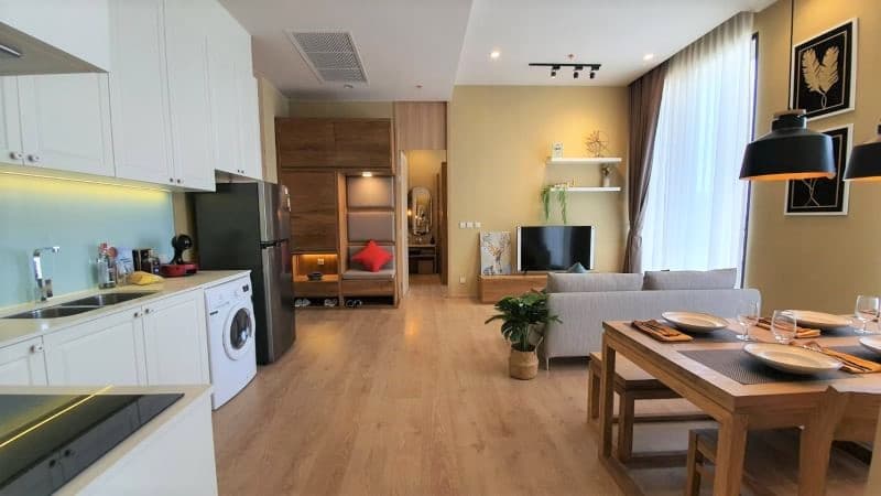 6474 – 122_living_room.jpg