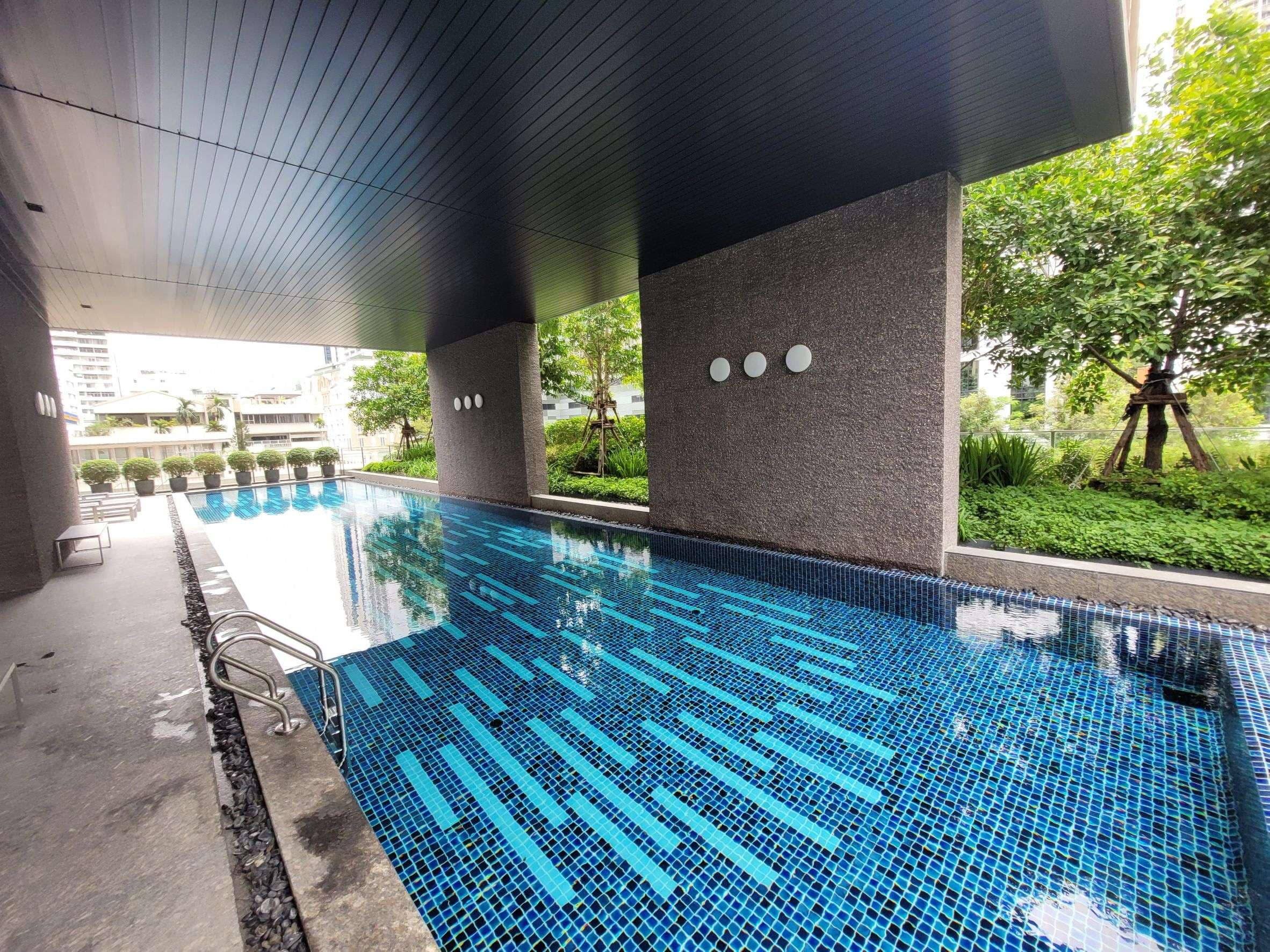 6474 – 624_terrace.jpg