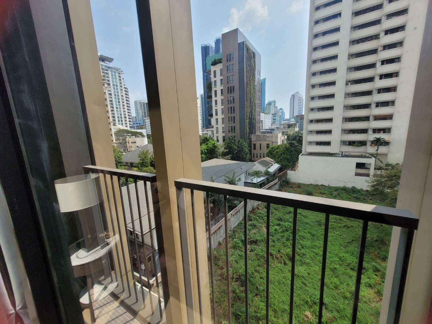 6477 – 607_terrace.jpg