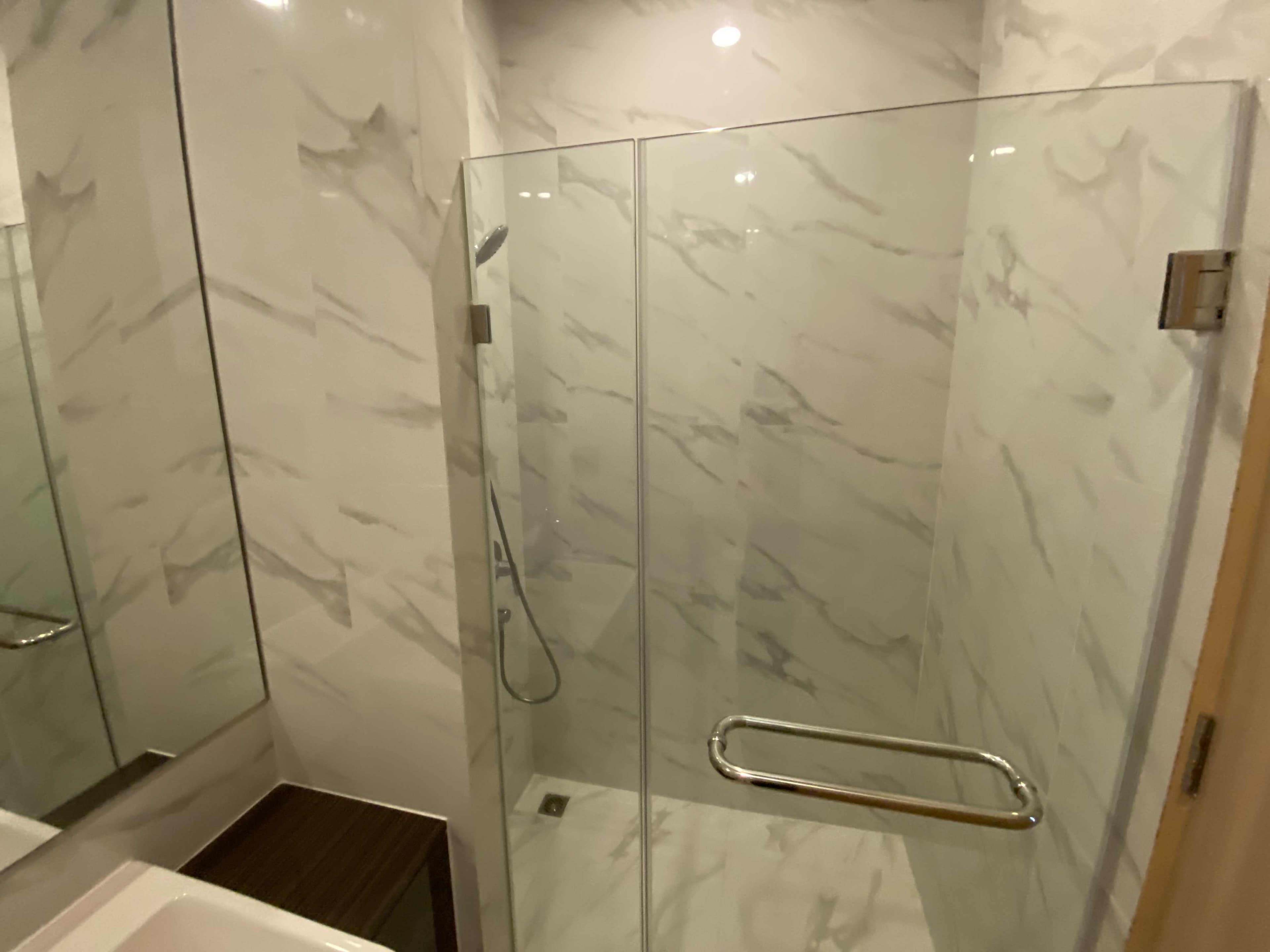 6481 – 304_bathroom.jpg