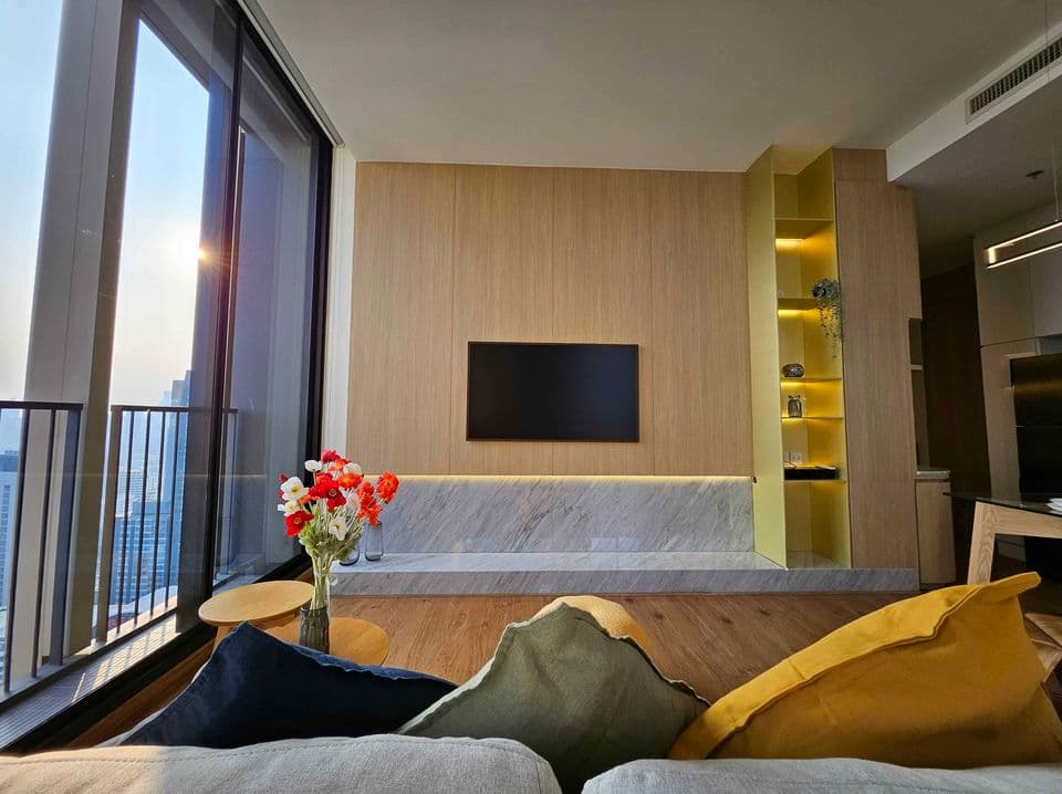 6483 – 182_living_room.jpg