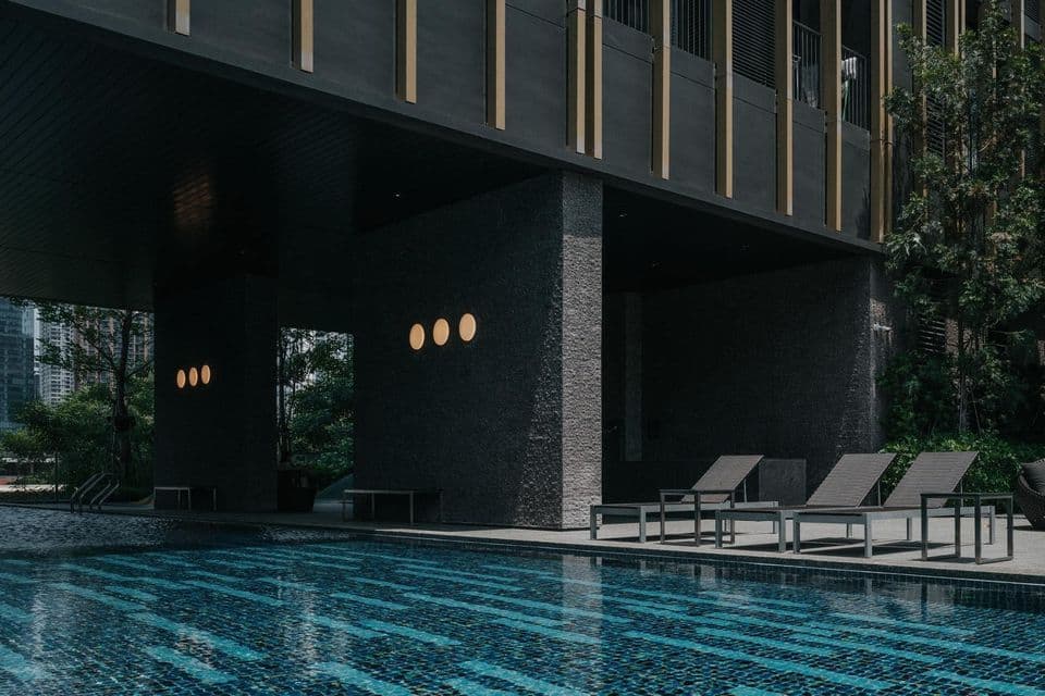 6485 – 604_terrace.jpg