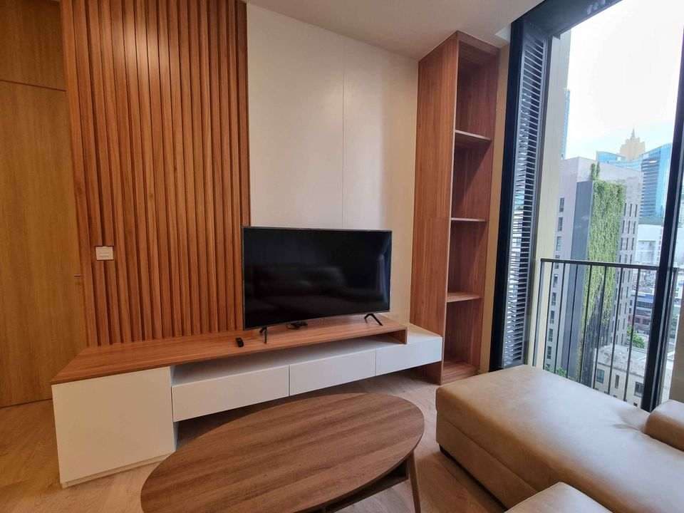 6488 – 114_living_room.jpg