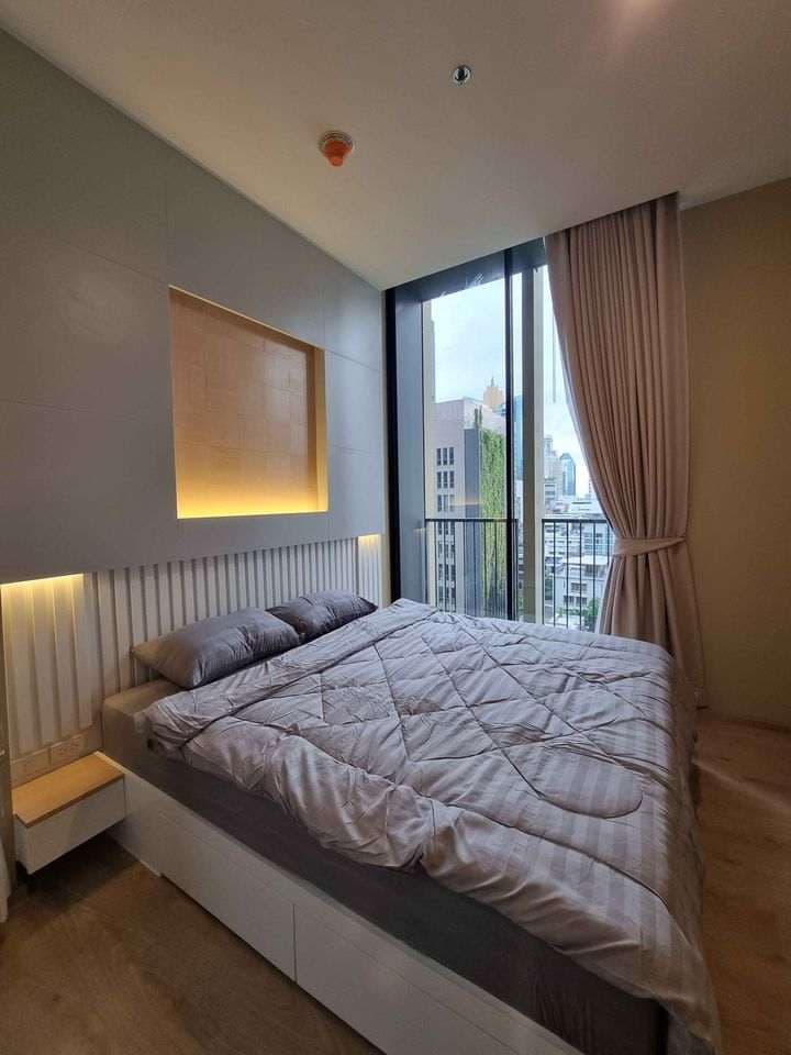 6488 – 218_bedroom.jpg