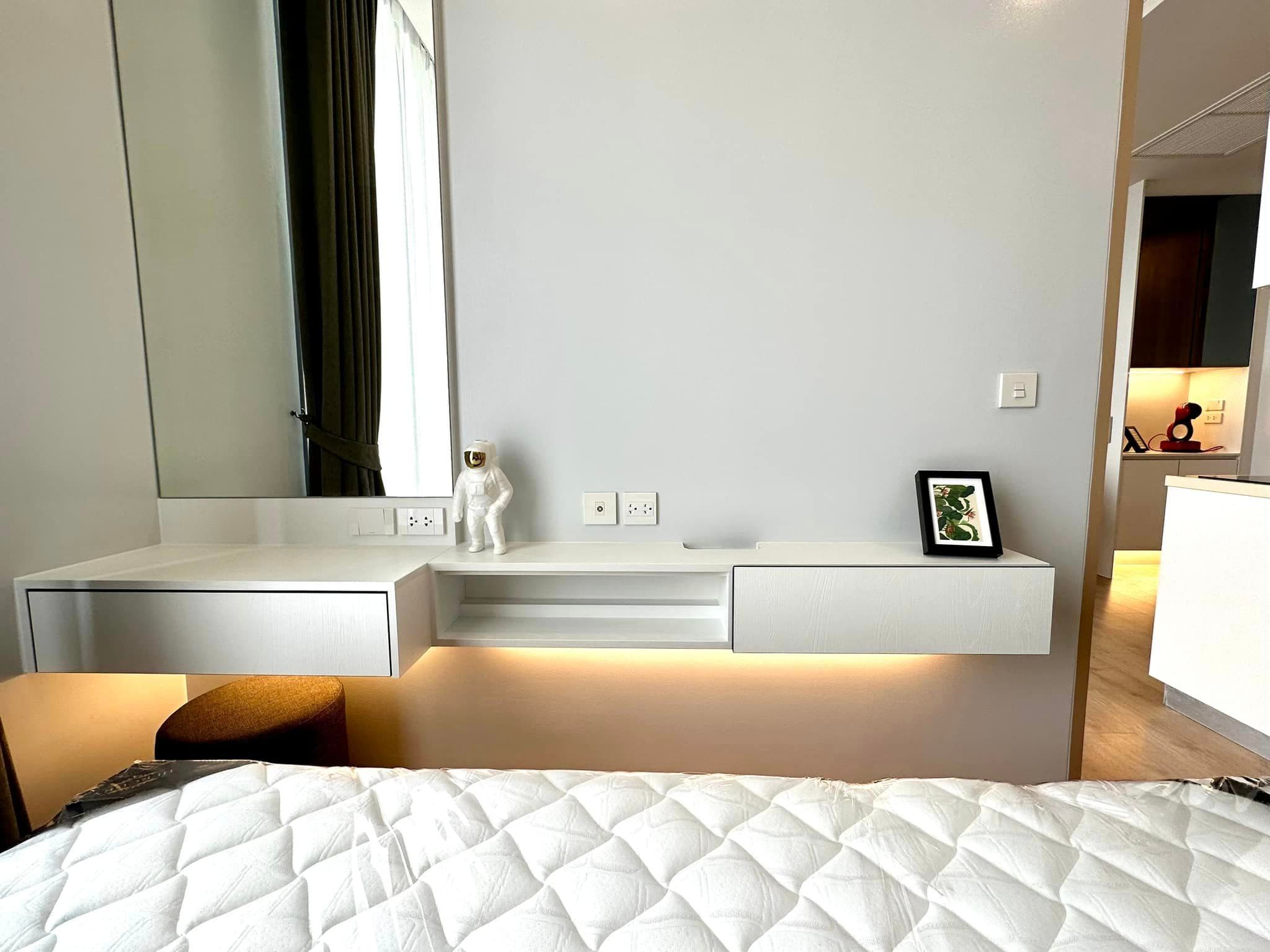 6489 – 220_bedroom.jpg