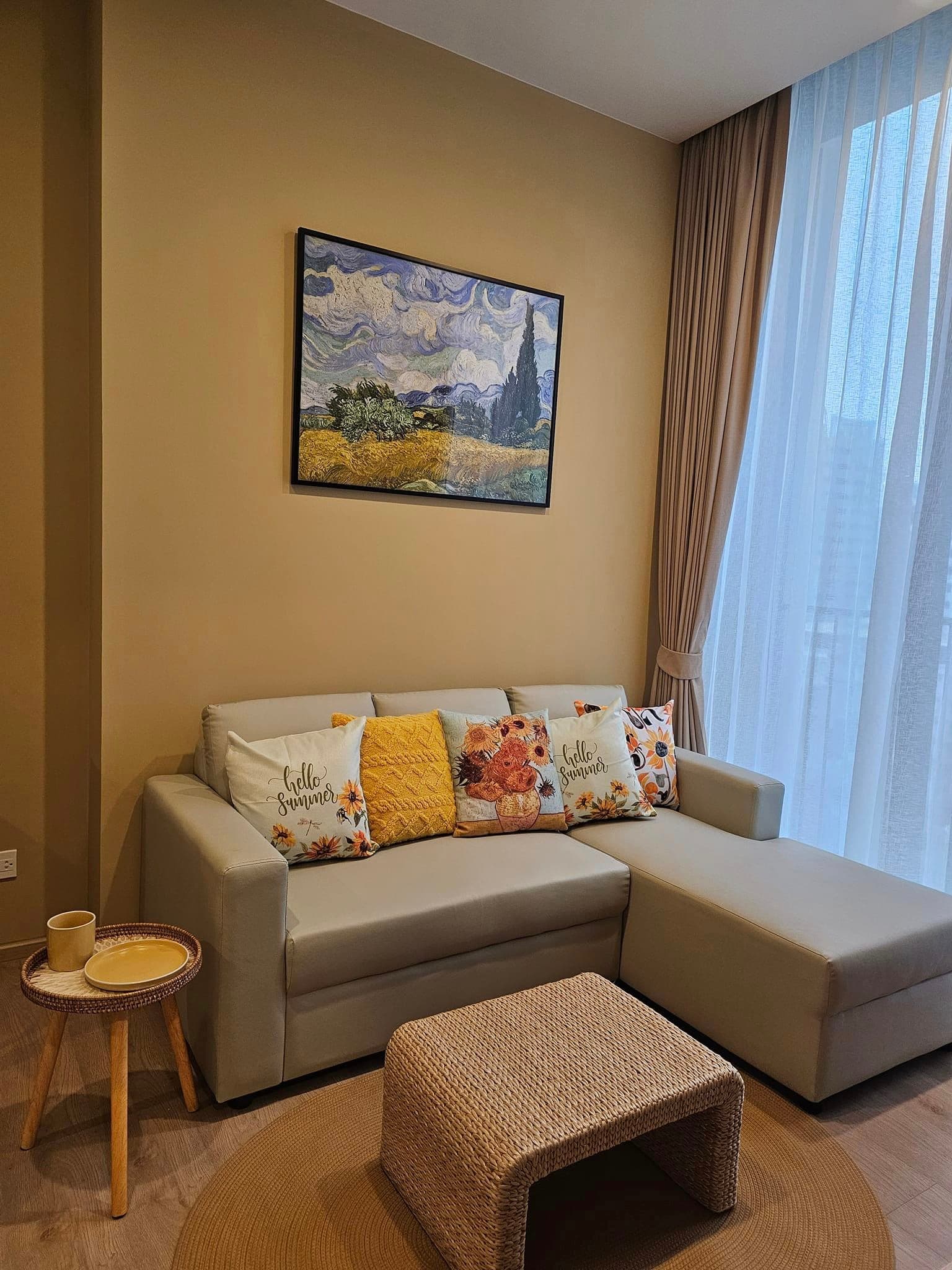 6491 – 152_living_room.jpg
