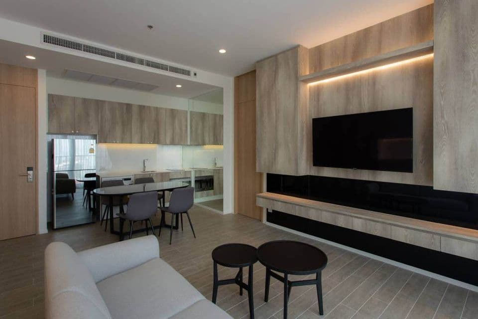 6502 – 1105_living_room.jpg