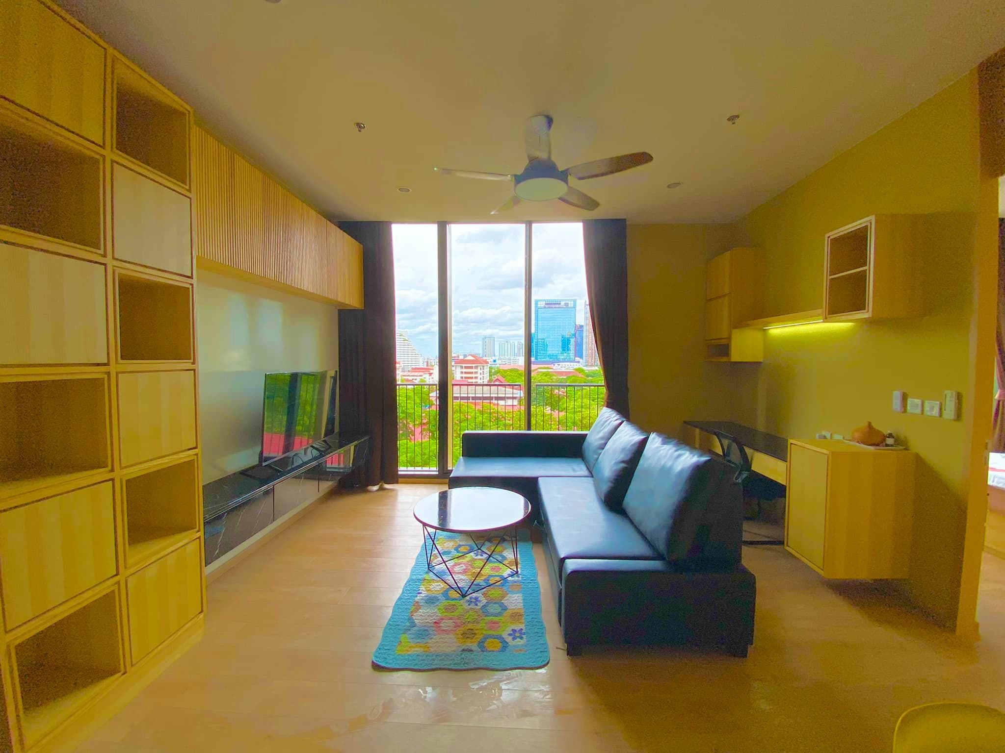 6508 – 191_living_room.jpg
