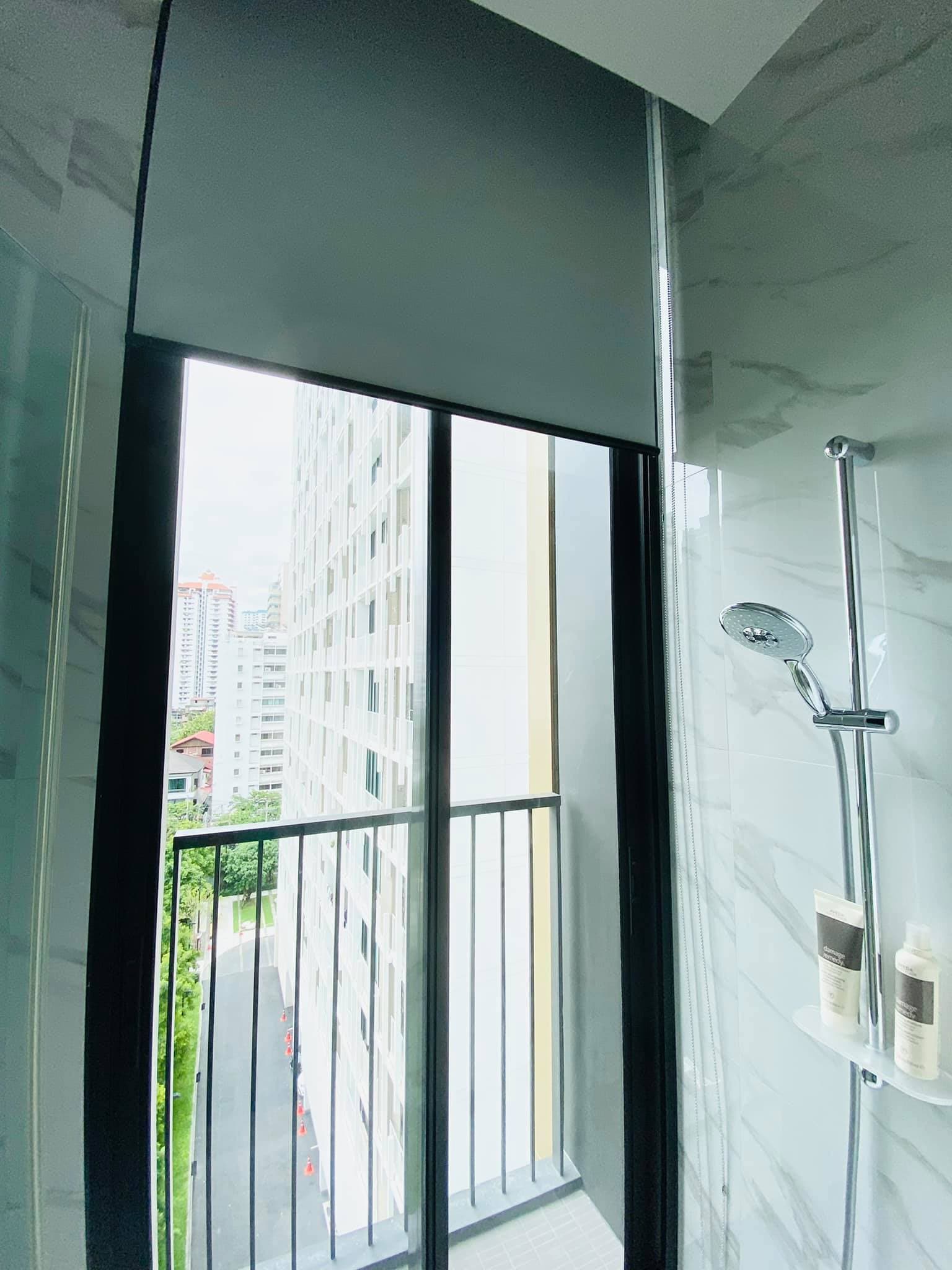 6508 – 619_terrace.jpg