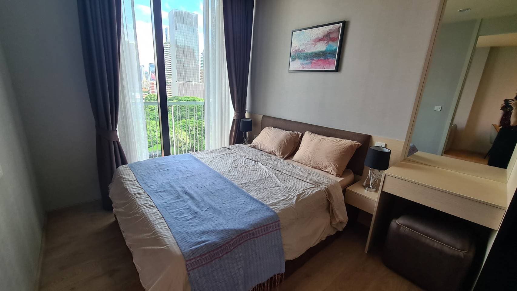 6527 – 253_bedroom.jpg