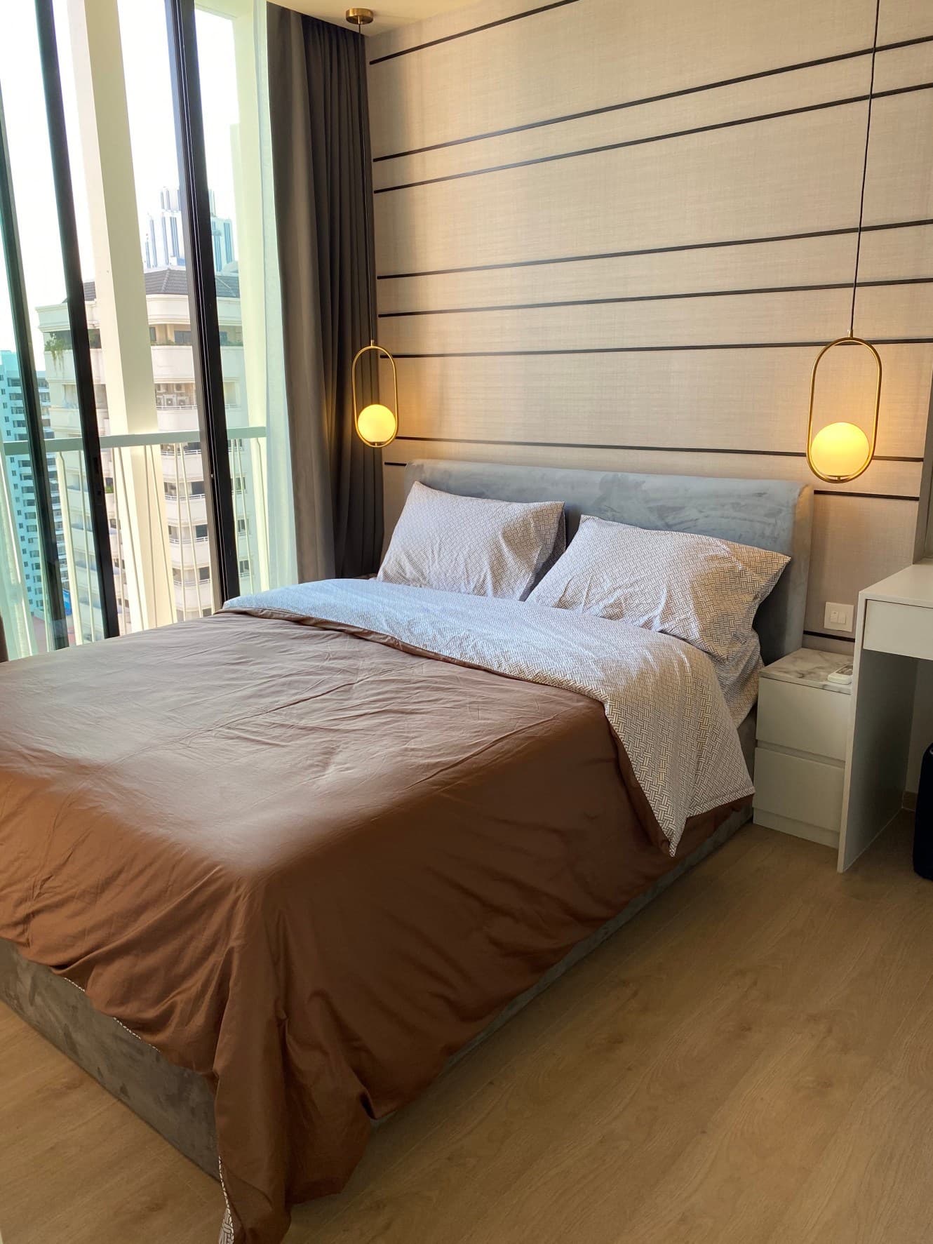 6528 – 224_bedroom.jpg