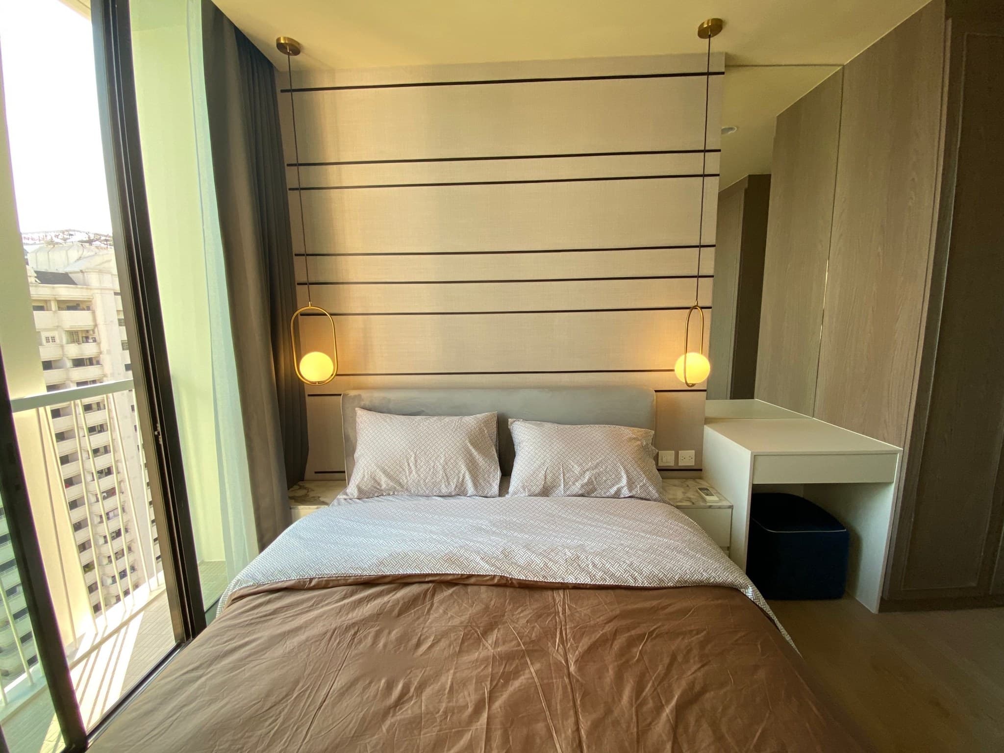 6528 – 250_bedroom.jpg