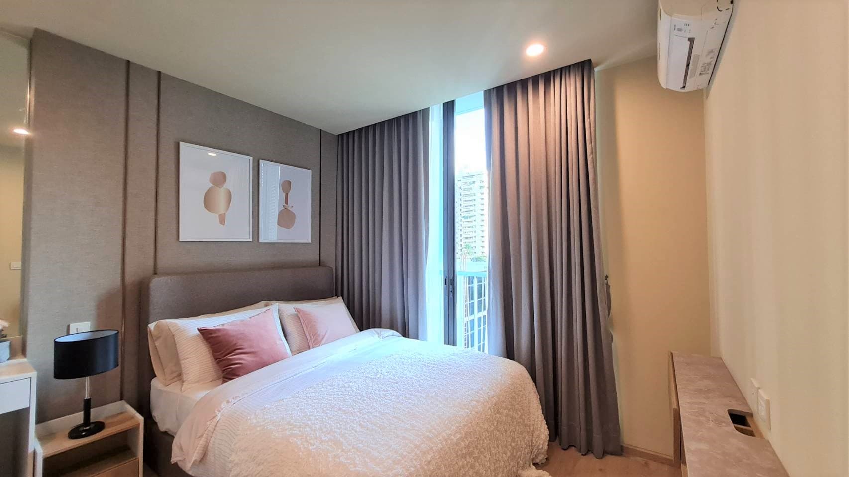 6532 – 229_bedroom.jpg