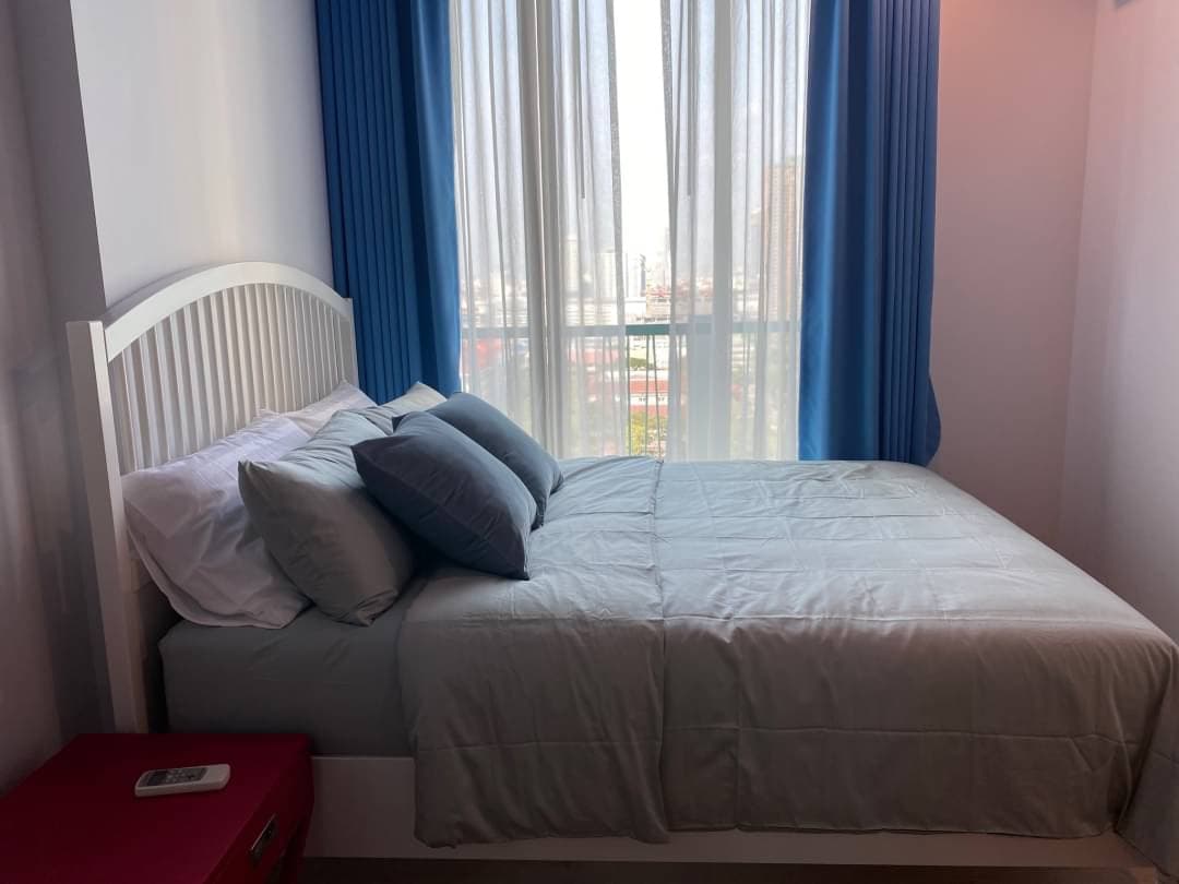 6534 – 215_bedroom.jpg