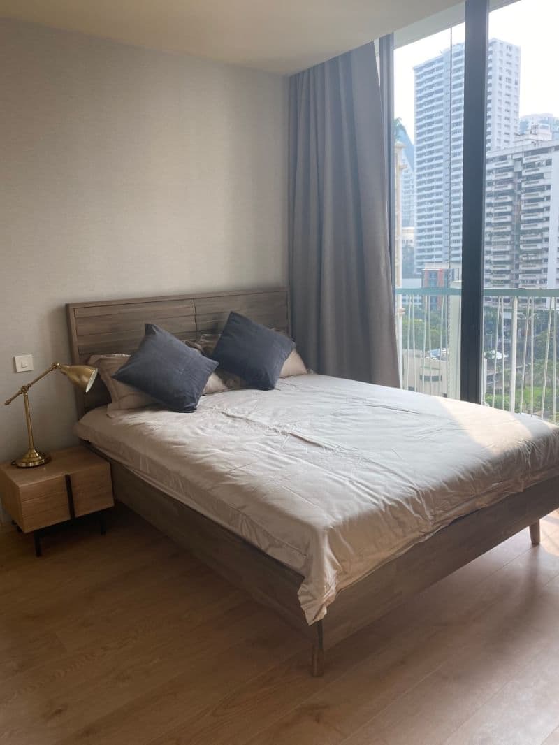 6535 – 239_bedroom.jpg