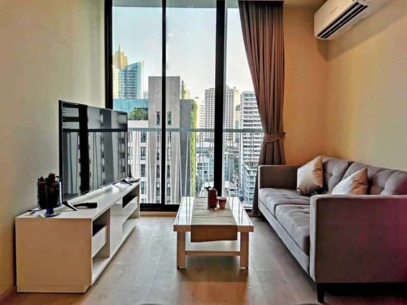 6536 – 169_living_room.jpg
