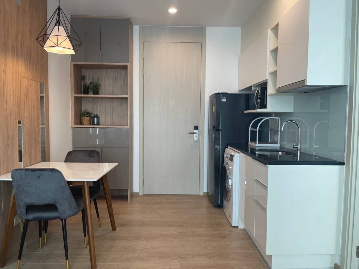 6541 – 420_kitchen.jpg