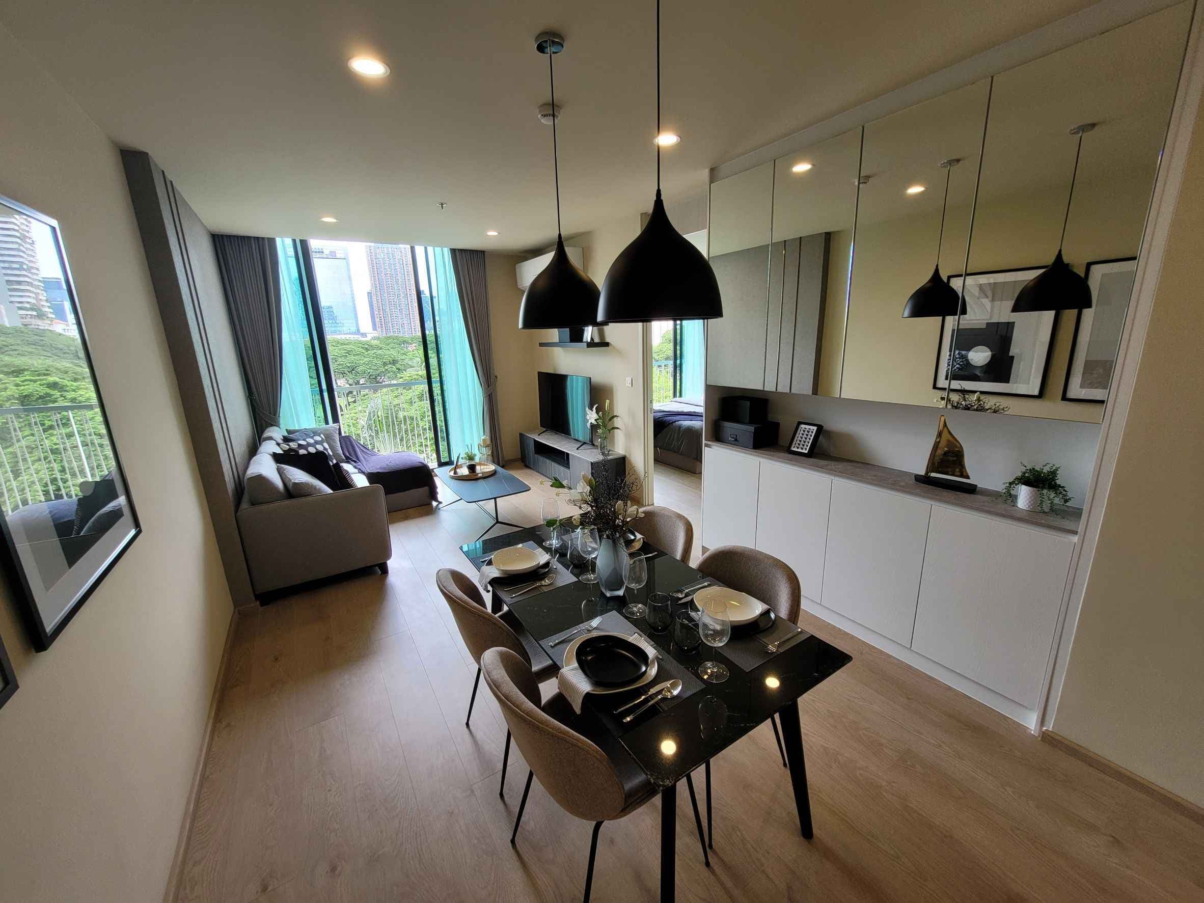 6542 – 113_living_room.jpg