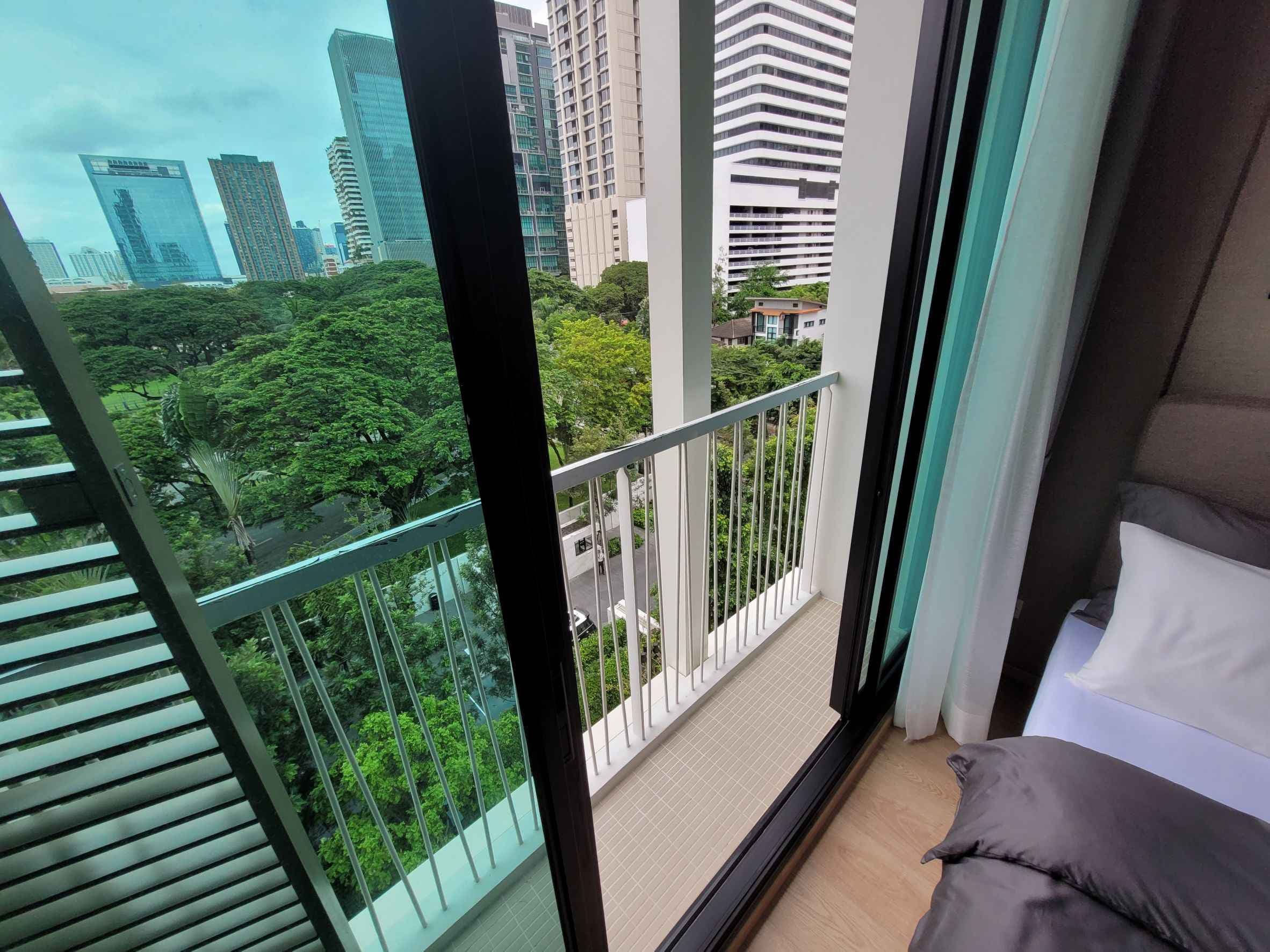 6542 – 641_terrace.jpg