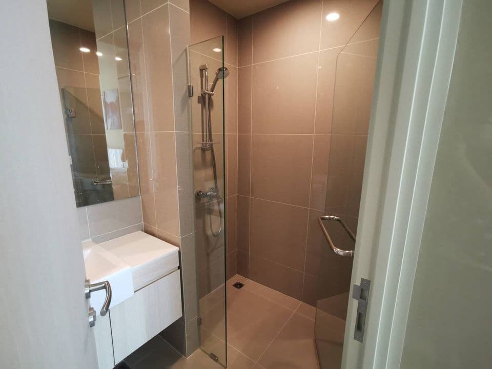 6552 – 337_bathroom.jpg
