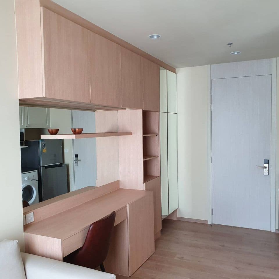 6556 – Noon003.jpg