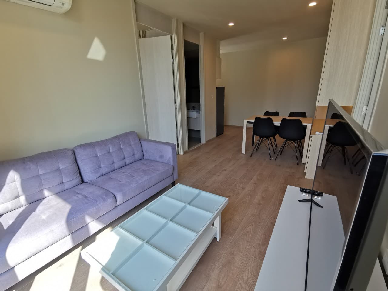 6563 – 171_living_room.jpg
