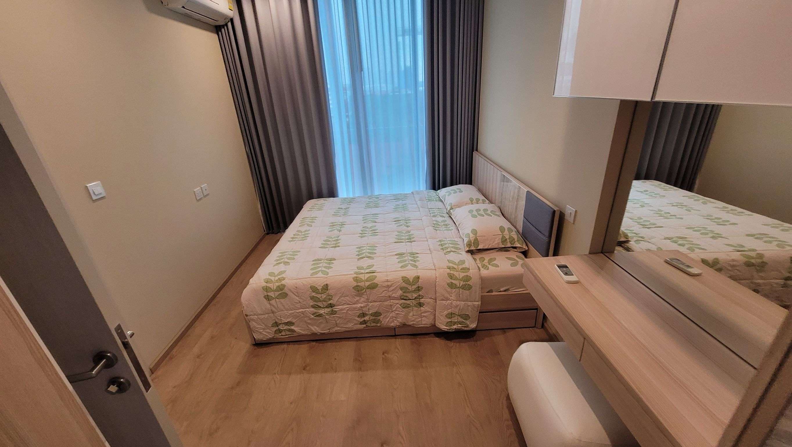 6568 – 252_bedroom.jpg