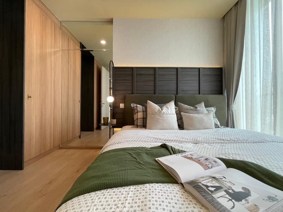 6569 – 298_bedroom.jpg