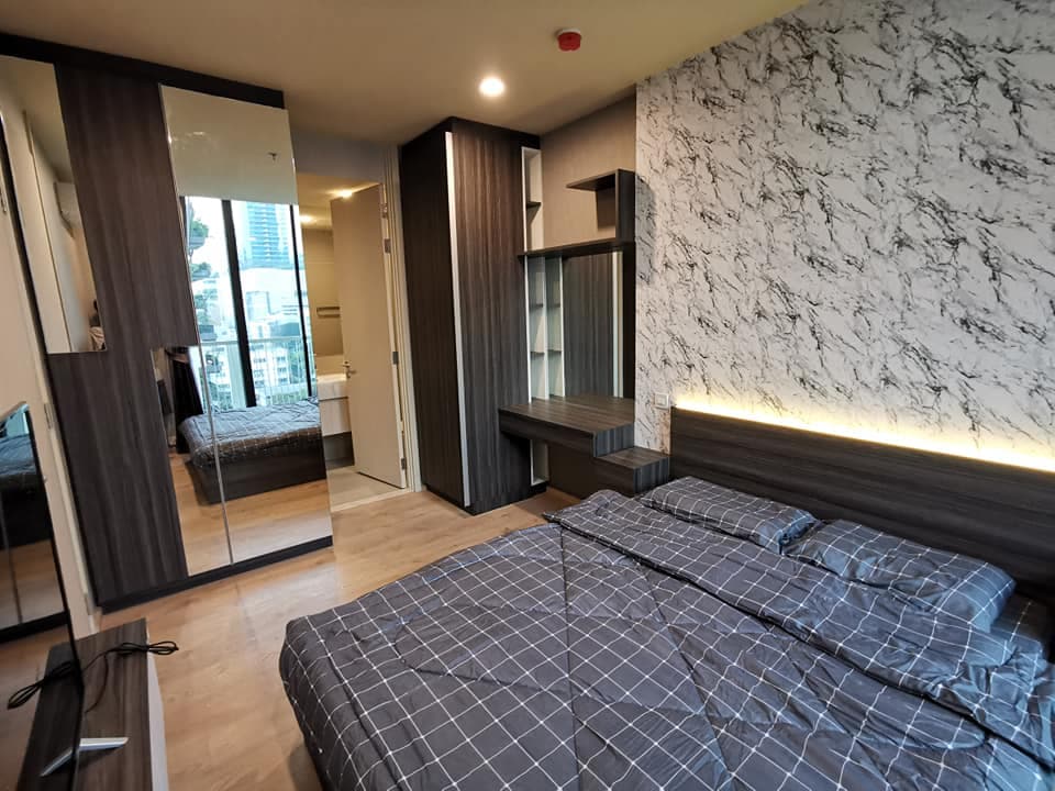 6570 – 262_bedroom.jpg