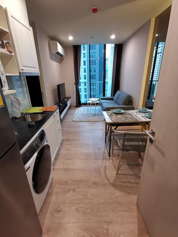 6570 – Noon005.jpg
