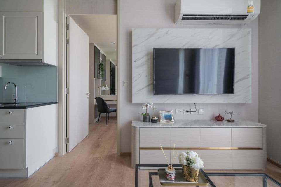 6575 – 320_bathroom.jpg