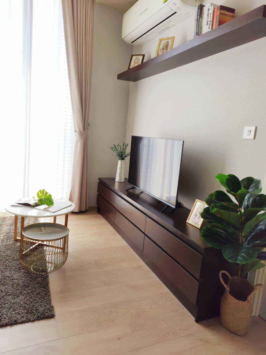 6579 – 119_living_room.jpg