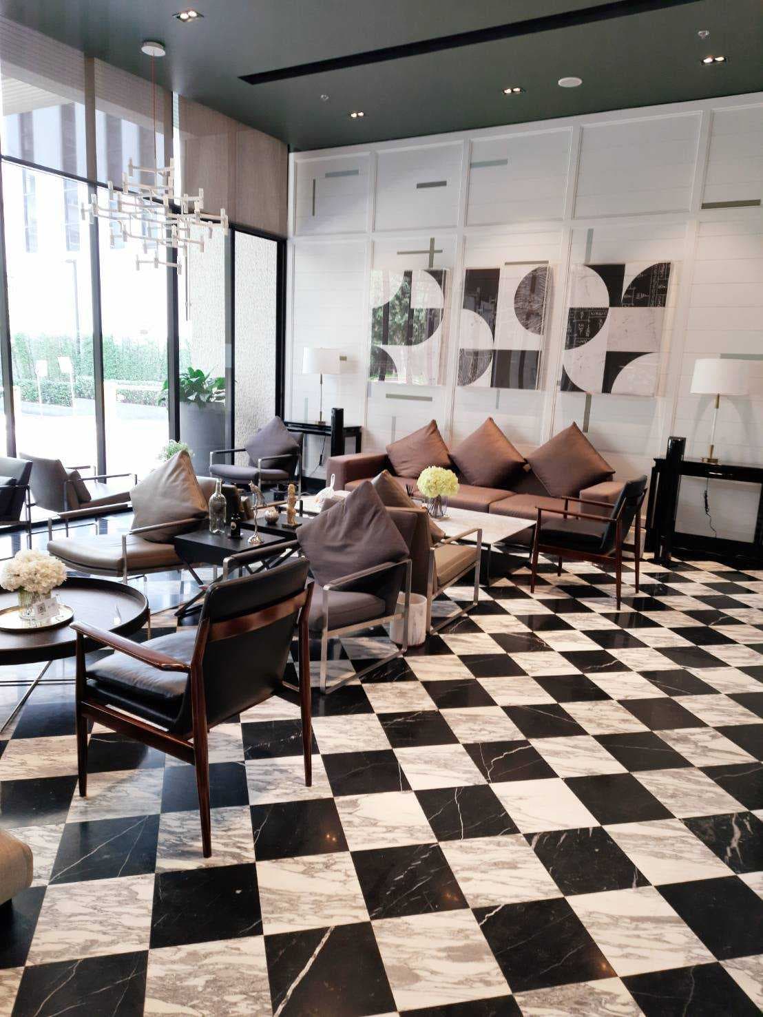 6579 – 189_living_room.jpg