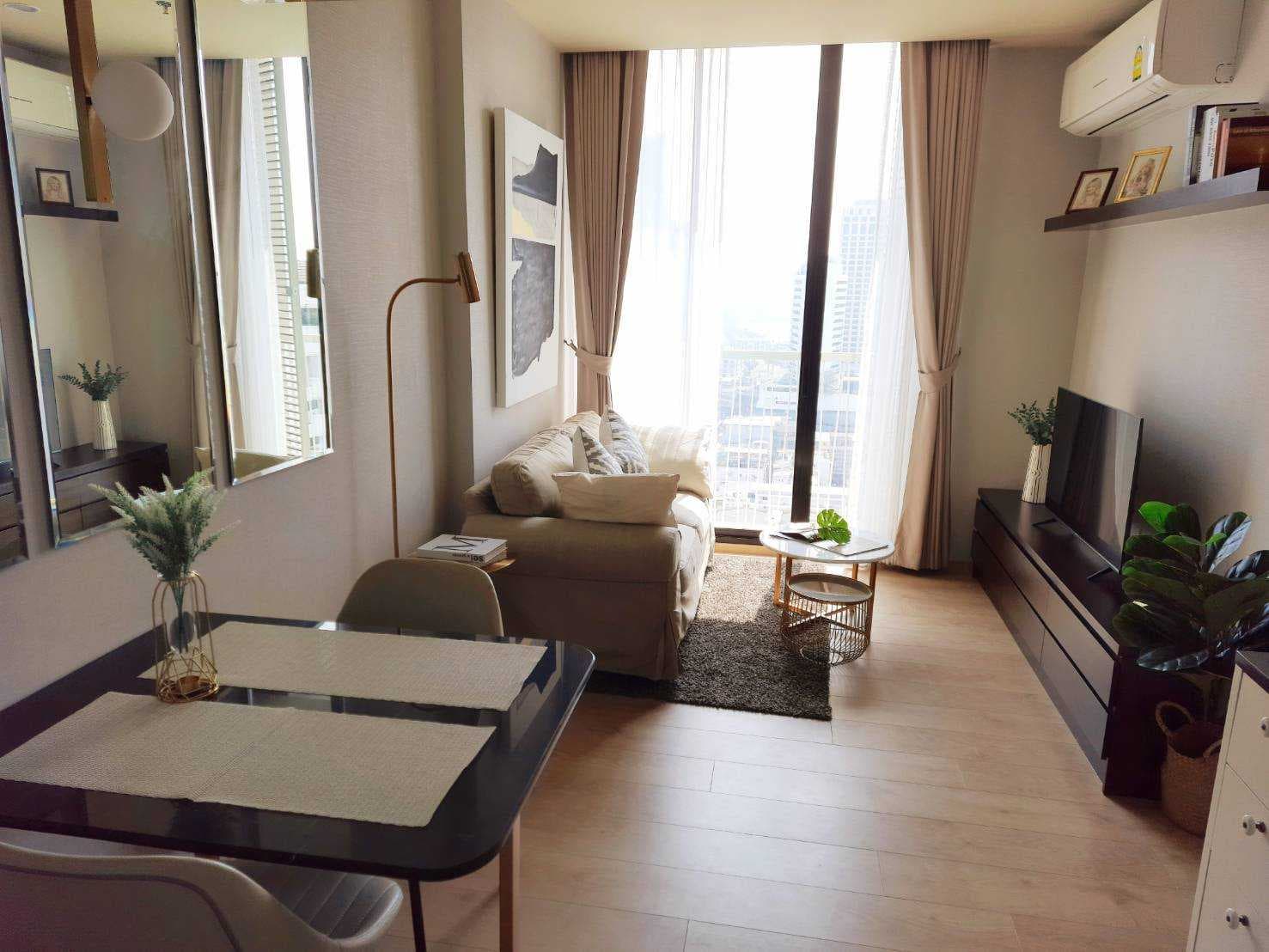 6579 – 195_living_room.jpg