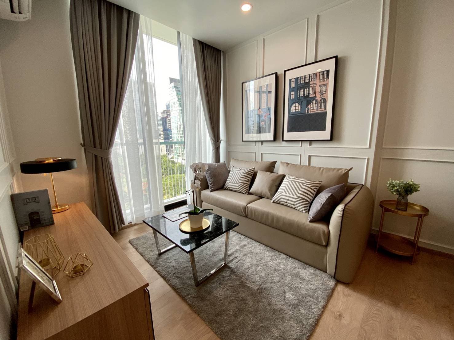 6580 – 181_living_room.jpg