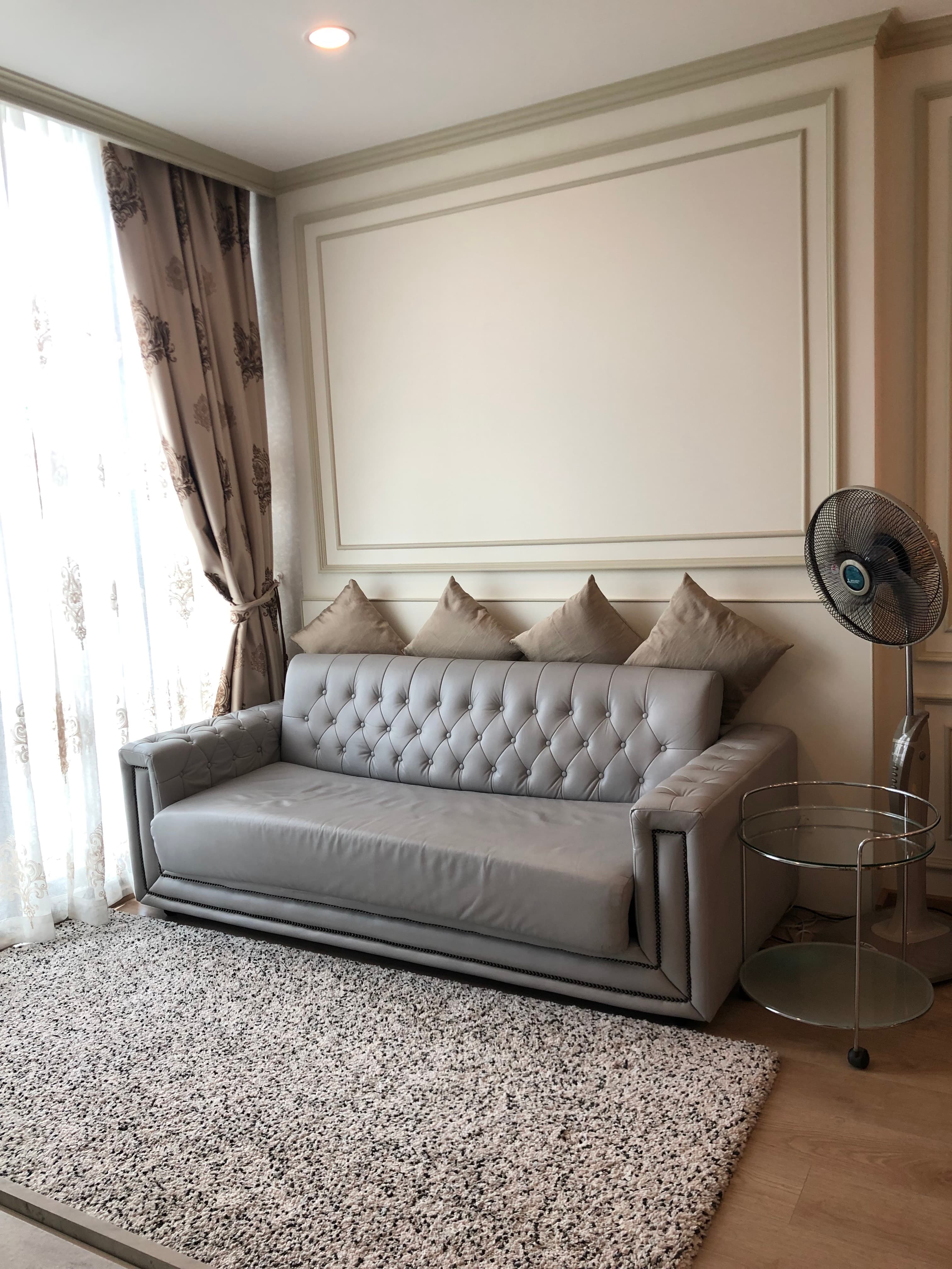 6581 – 144_living_room.jpg