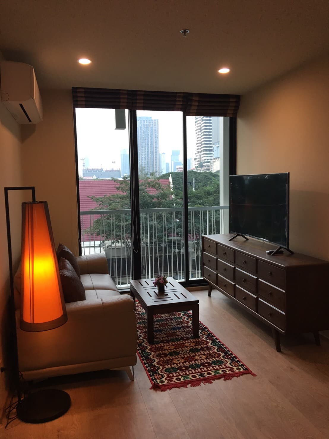 6588 – 131_living_room.jpg