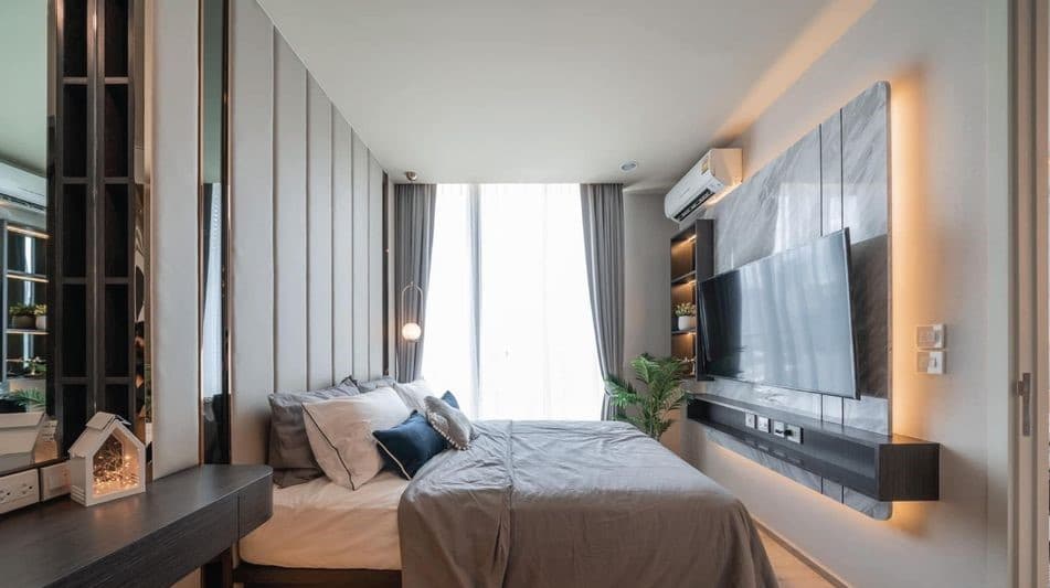 6590 – 238_bedroom.jpg